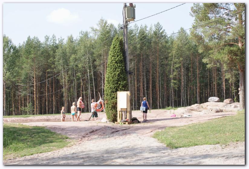 802x537 pixels (95K)